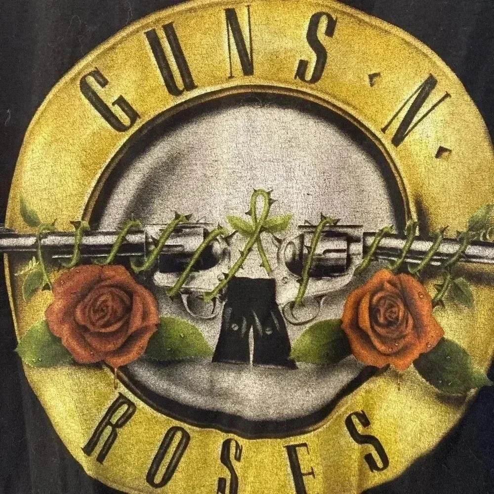 Guns and Roses, Band Tee - Picture 3 of 4